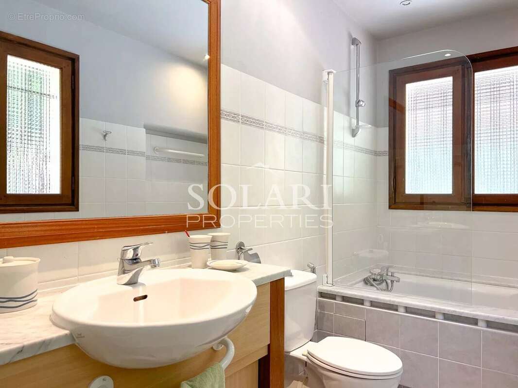 Maison à THEOULE-SUR-MER