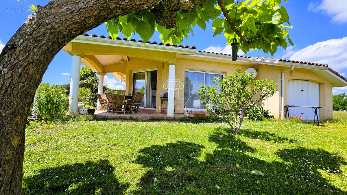 Maison à CAZAUBON