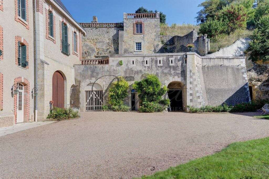 Maison à VERNOU-SUR-BRENNE