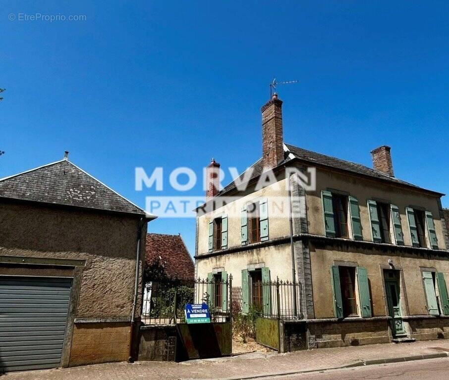 Maison à CHATILLON-EN-BAZOIS