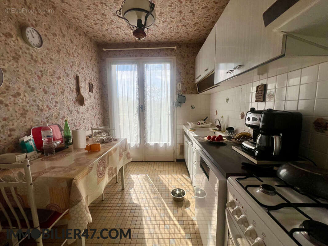 Maison sur sous sol avec dépendances - photo 12