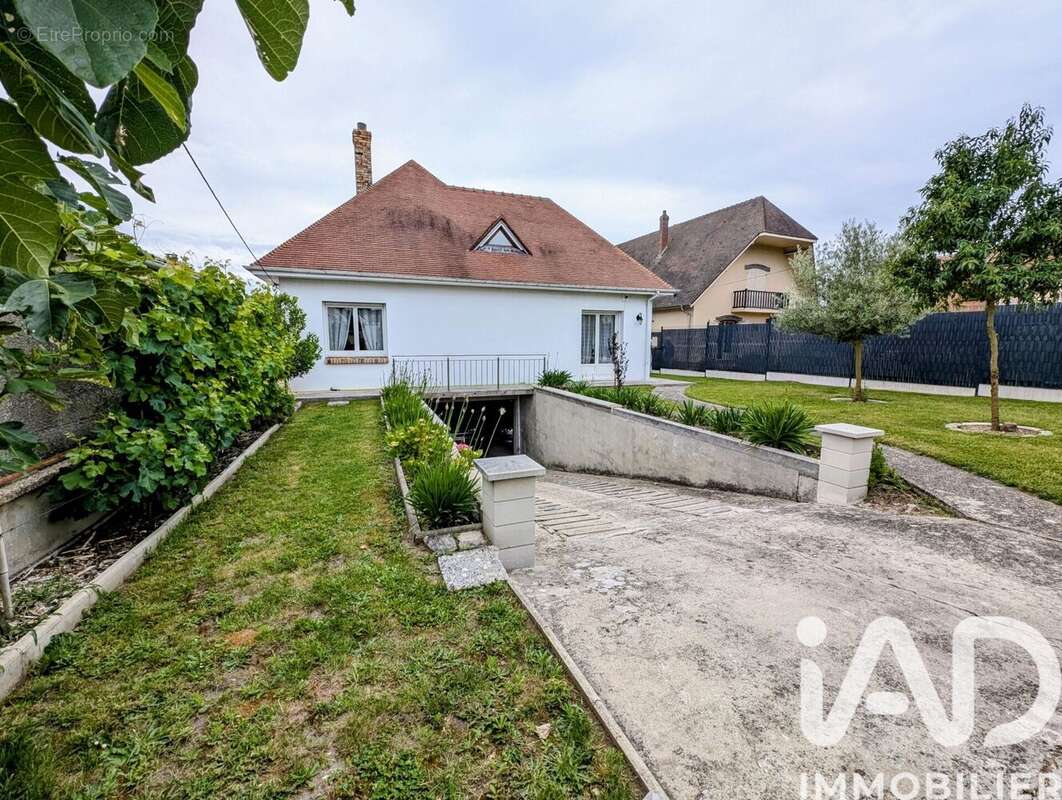 Photo 3 - Maison à OISSEL