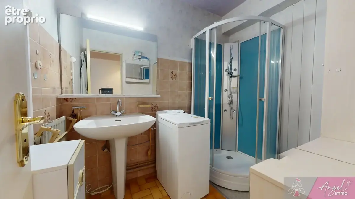 Appartement t3 - 67m2 - gray - photo 8