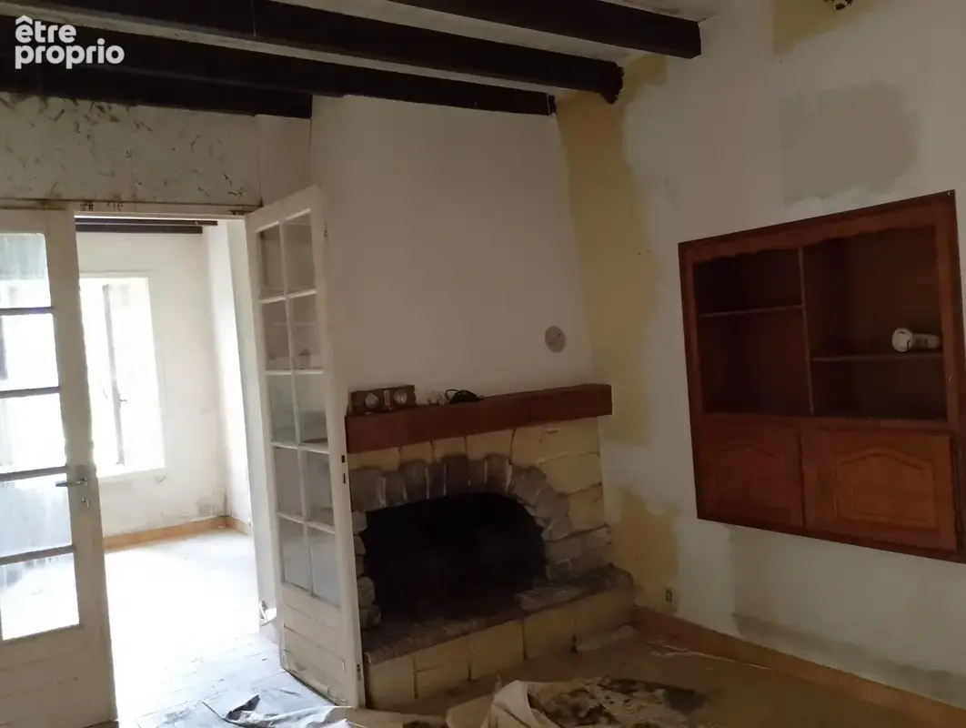 Secteur Jonzac - ensemble immobilier à rénover - photo 5