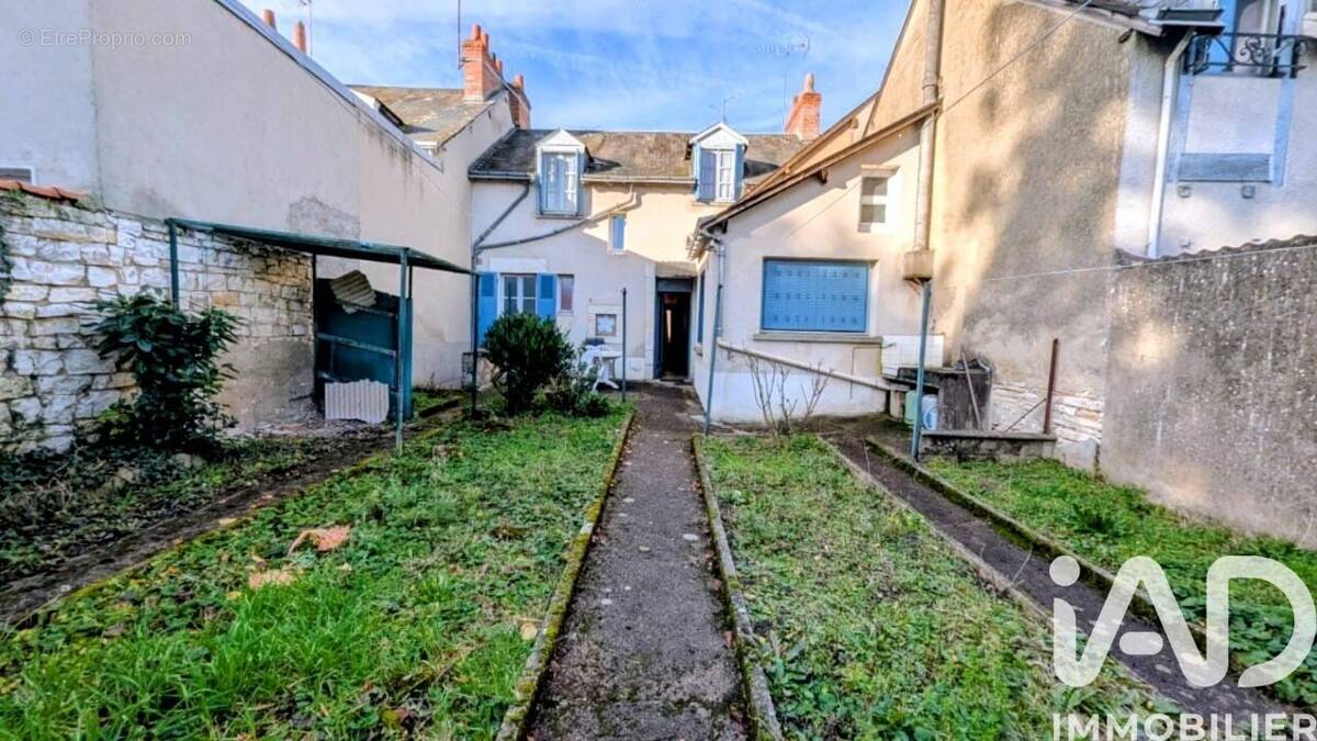 Photo 1 - Maison à CHATEAUROUX