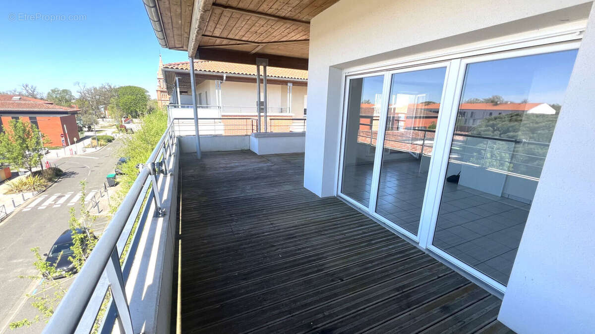 Appartement à MONDONVILLE