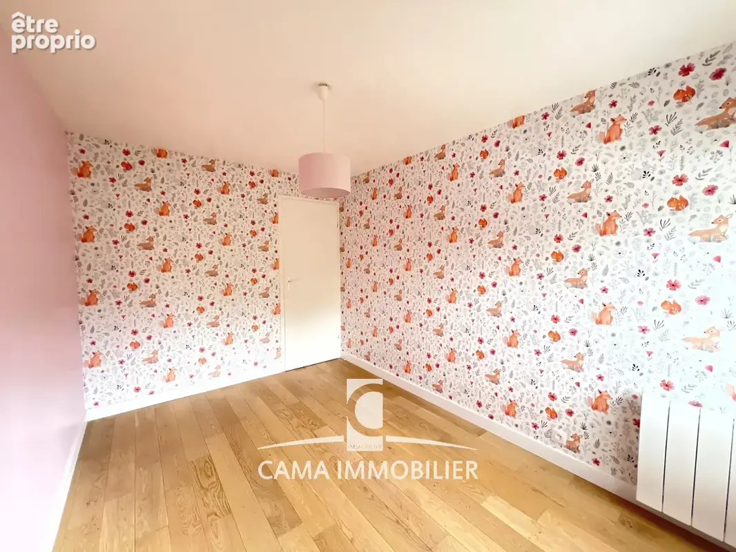 Maison mitoyenne en excellent état dans une résidence familiale recherchée - photo 13