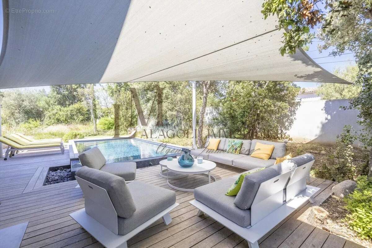 Maison à PORTO-VECCHIO