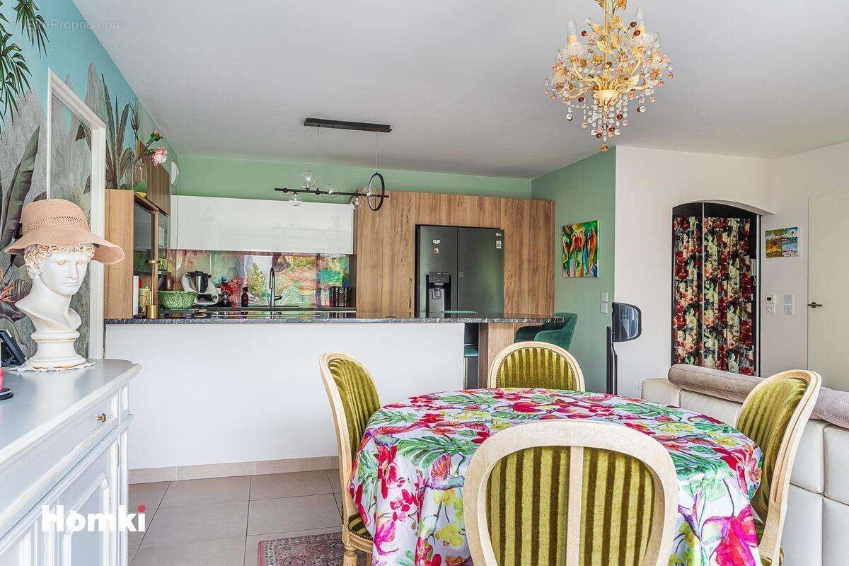 Appartement à LA VALETTE-DU-VAR