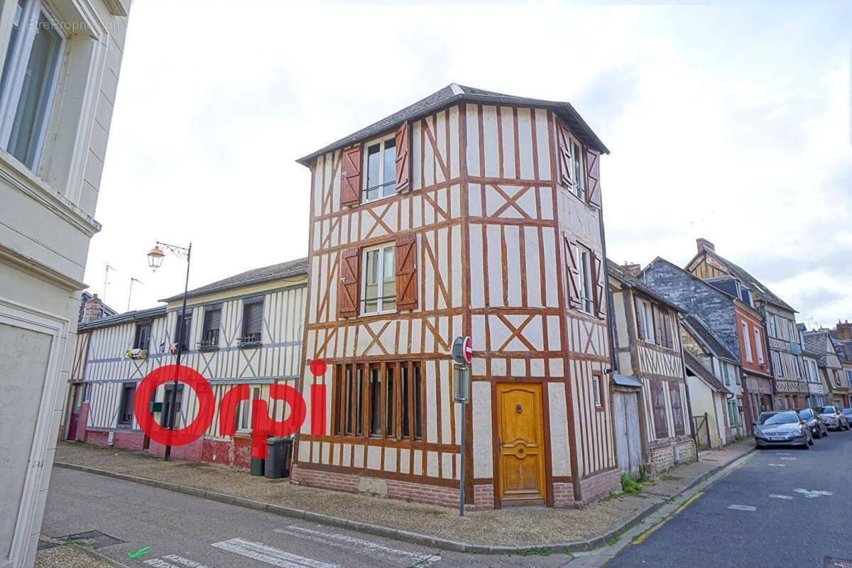 Maison à BERNAY