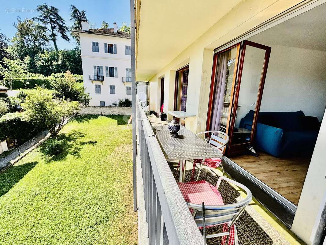 Appartement à EVIAN-LES-BAINS