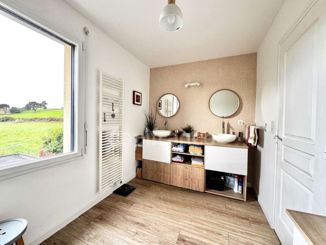 Maison contemporaine de 2009  GOULVEN (29) - photo 9