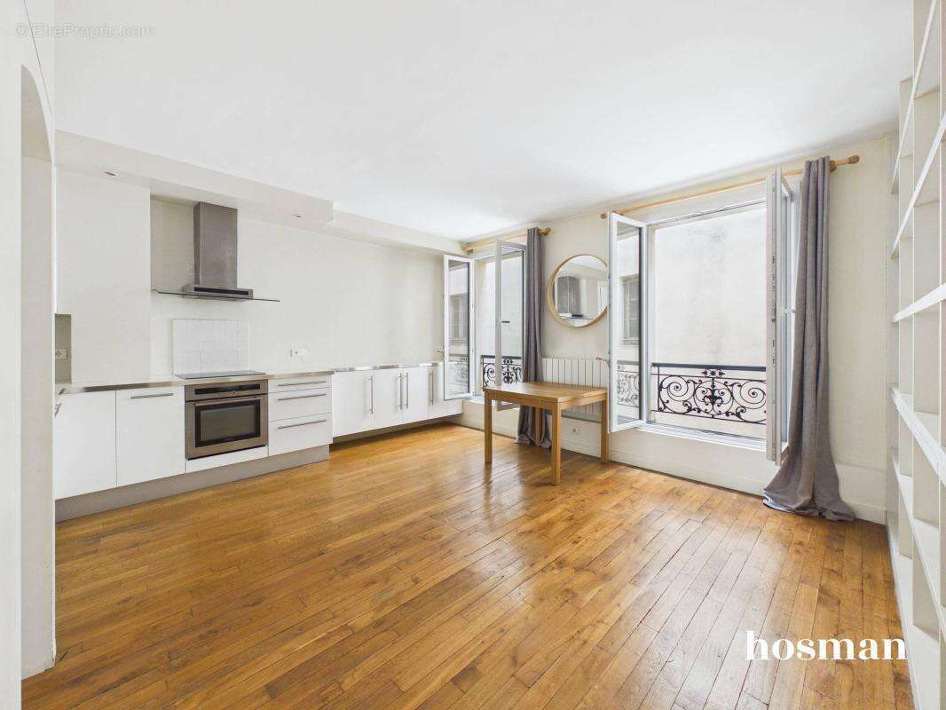 Appartement à PARIS-11E