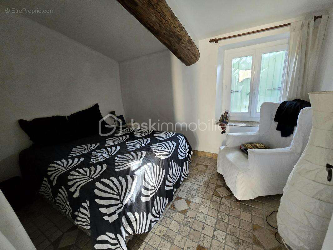 Maison à BAGNOLS-SUR-CEZE