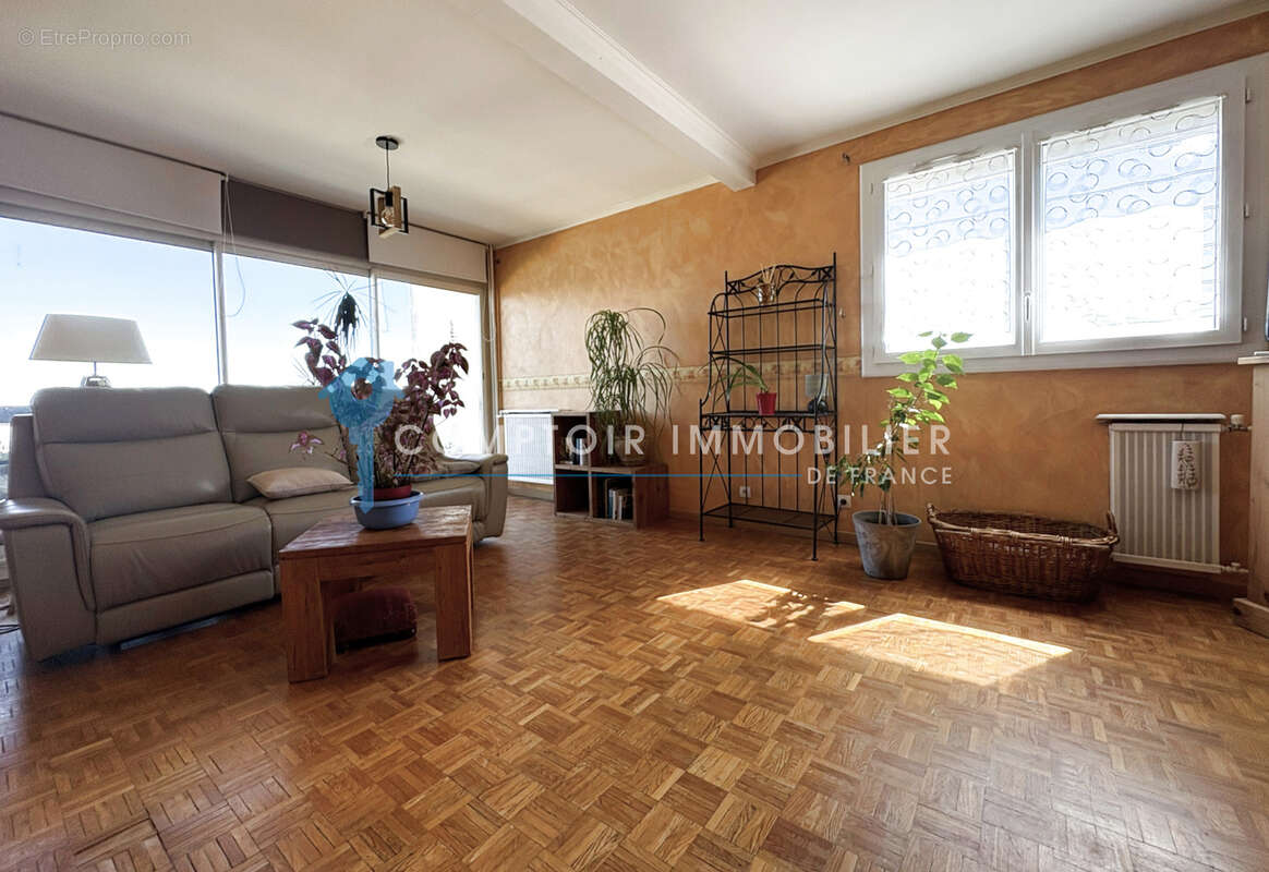 Appartement à NIMES