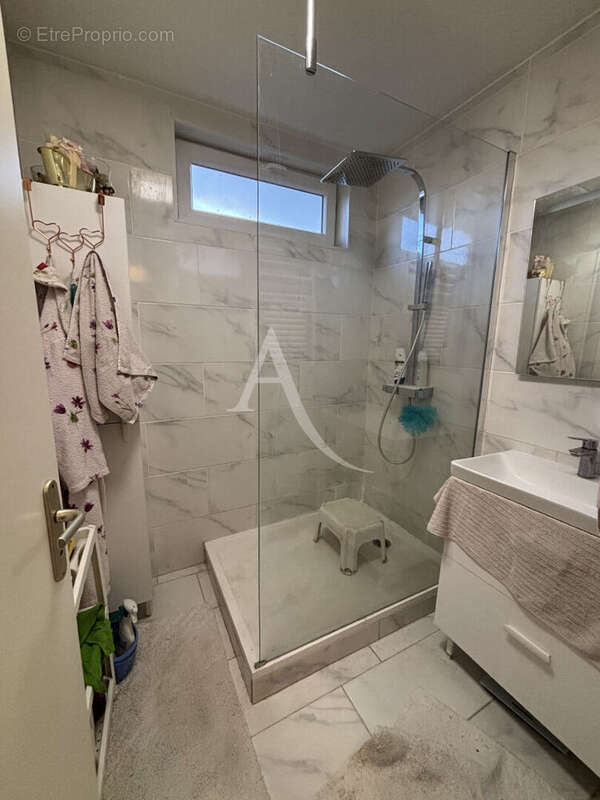 Maison à LA COURNEUVE