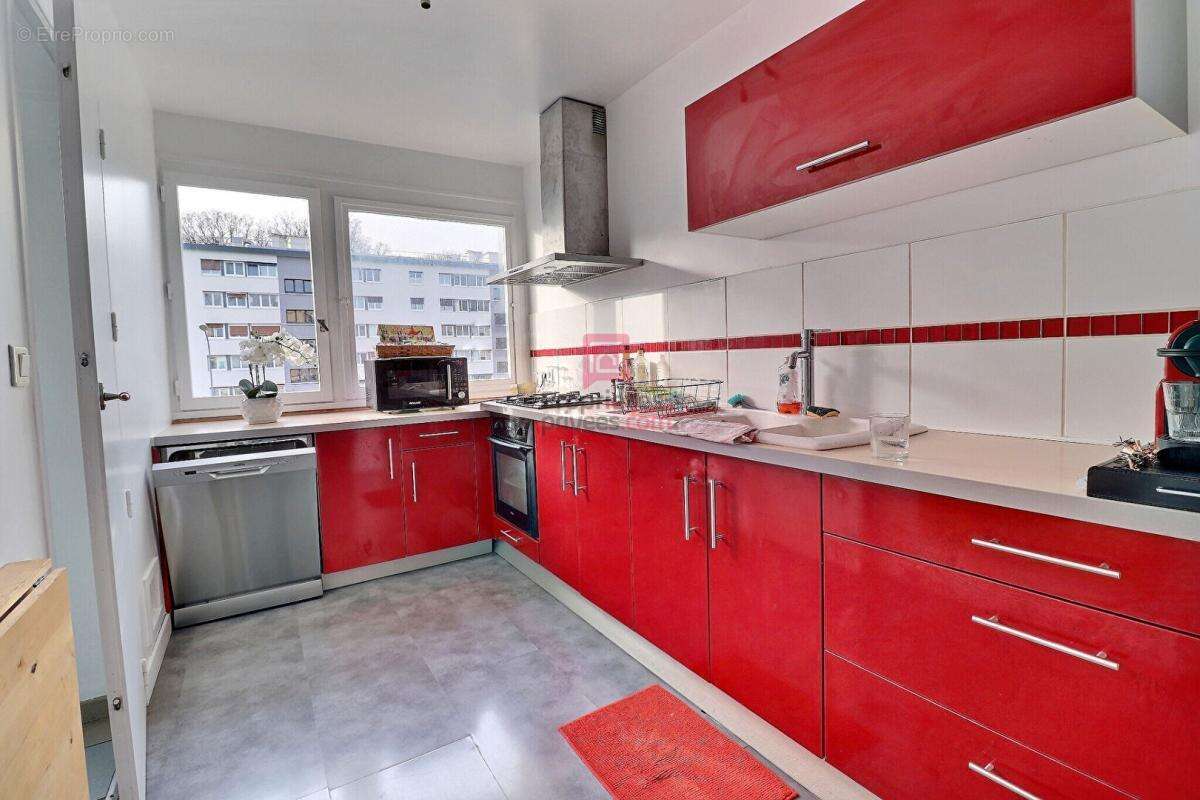 Appartement à SAINT-MICHEL-SUR-ORGE