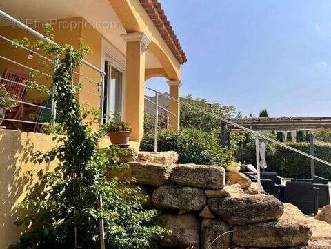 Maison à MAUSSANE-LES-ALPILLES