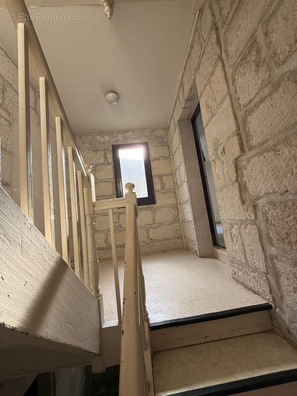 Appartement lumineux 2 chambres - Centre ville rive gauche - photo 9