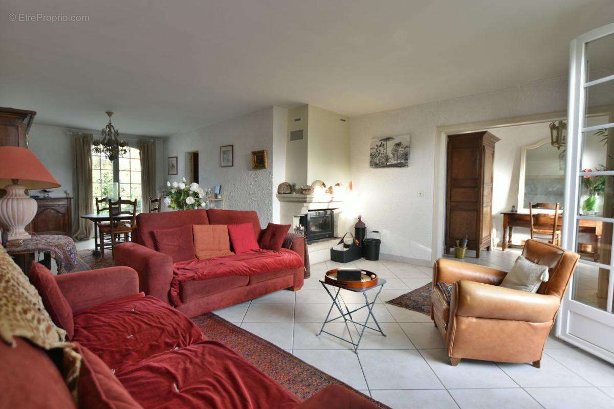 Maison 163 m² à Cholet  - photo 2