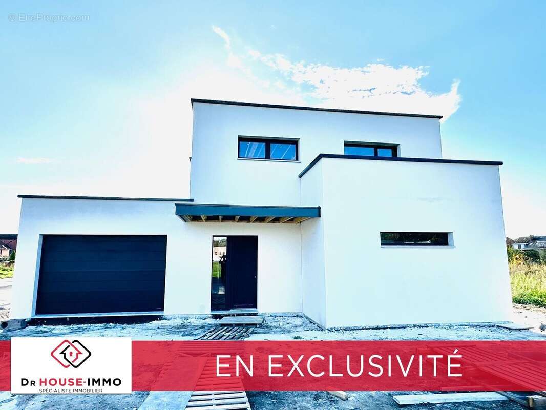 Maison à SAINT-AMAND-LES-EAUX