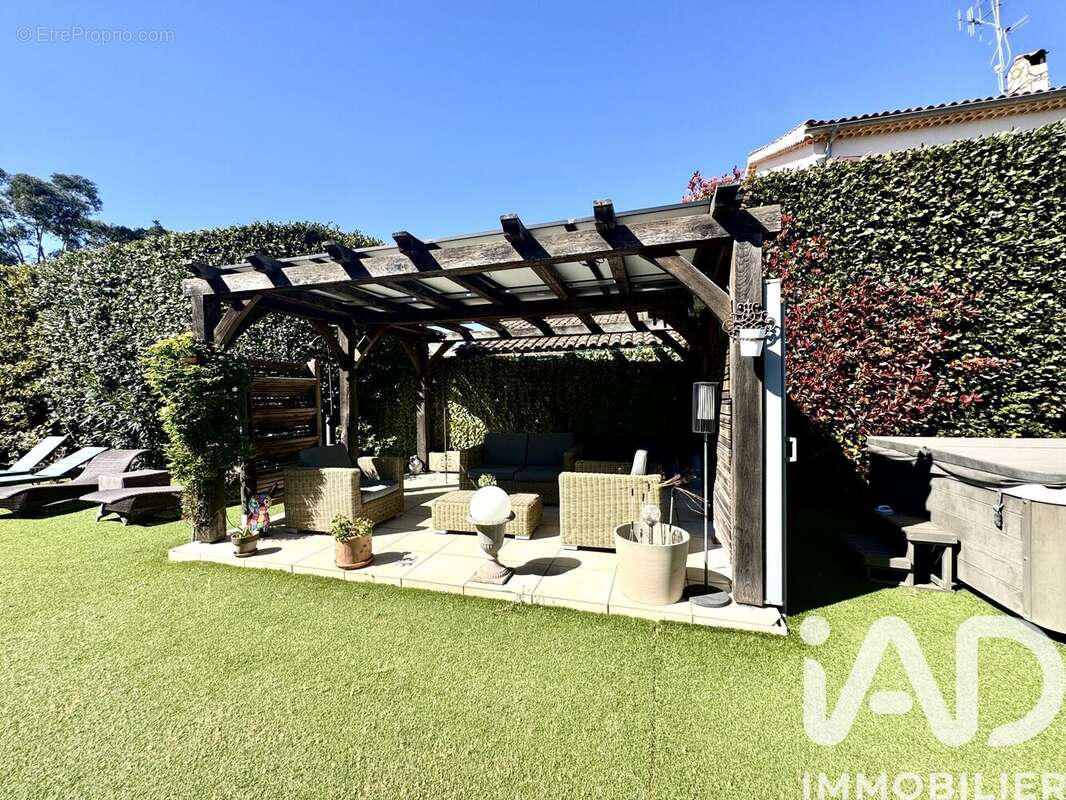 Photo 3 - Maison à ANTIBES