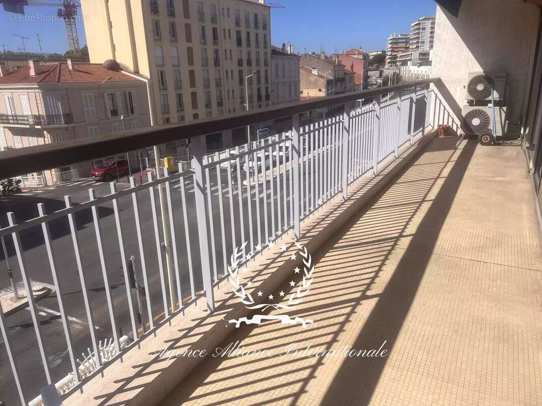 Appartement à CANNES