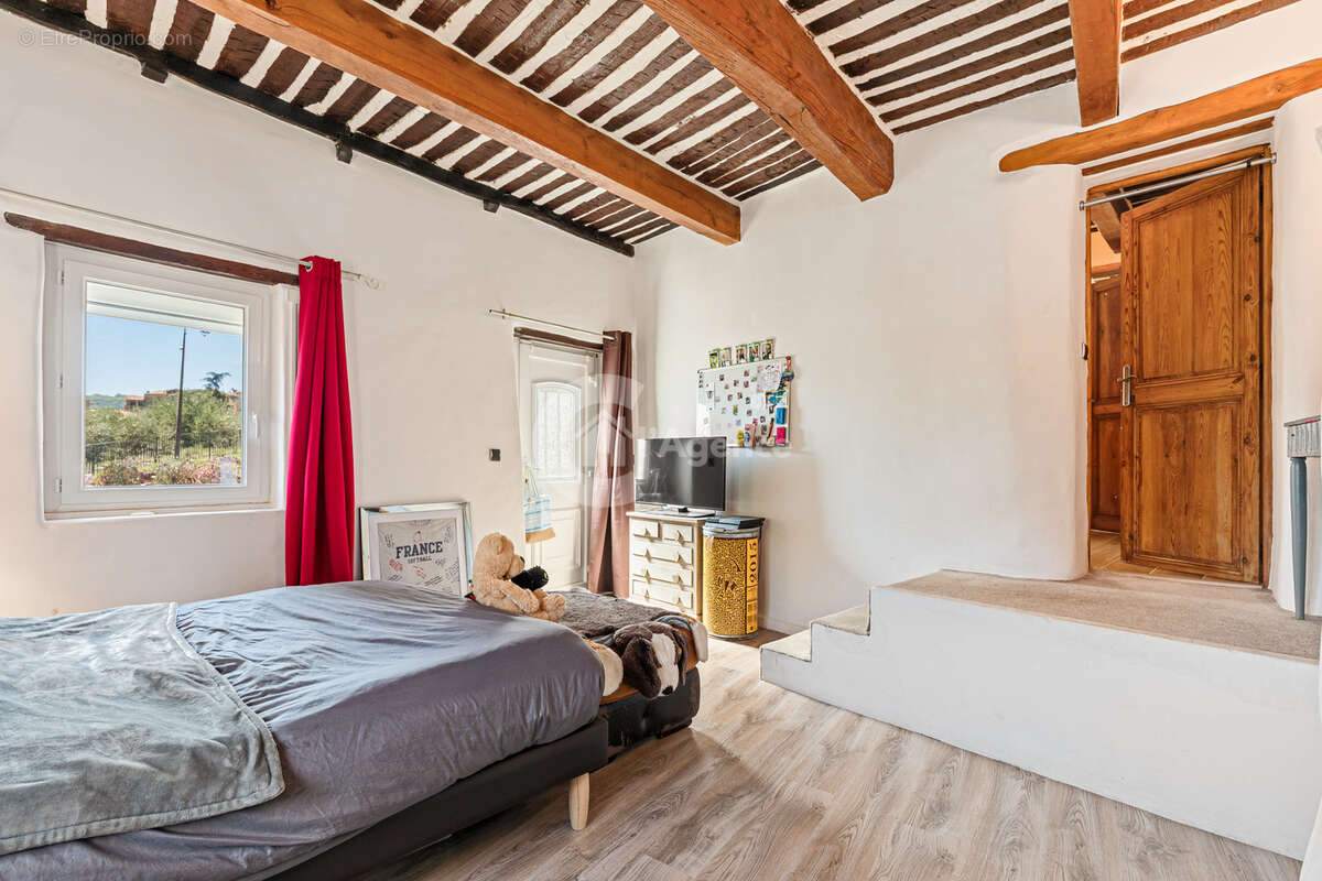 Maison à LE BAR-SUR-LOUP