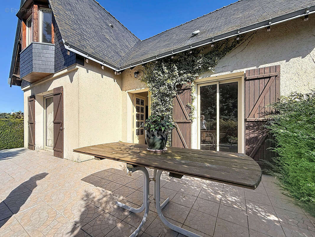 Maison à DOUE-LA-FONTAINE