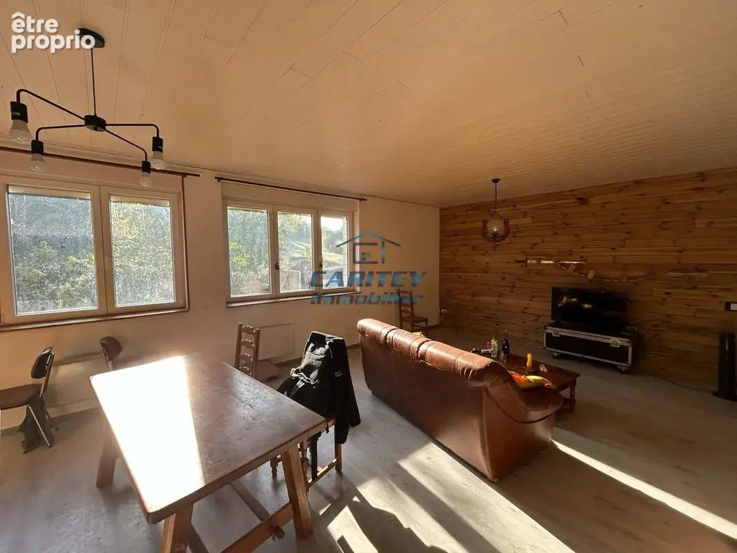Maison de 147 m2 avec grand atelier et terrain de 10 ares 85 caCARITEY Immobilier vous présente cette belle o - photo 3