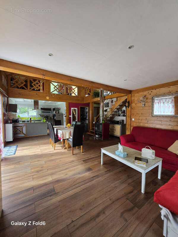 A vendre st jean du bruel - ensemble de 2 chalets sur un terrain d environ 7000 m2 - photo 4
