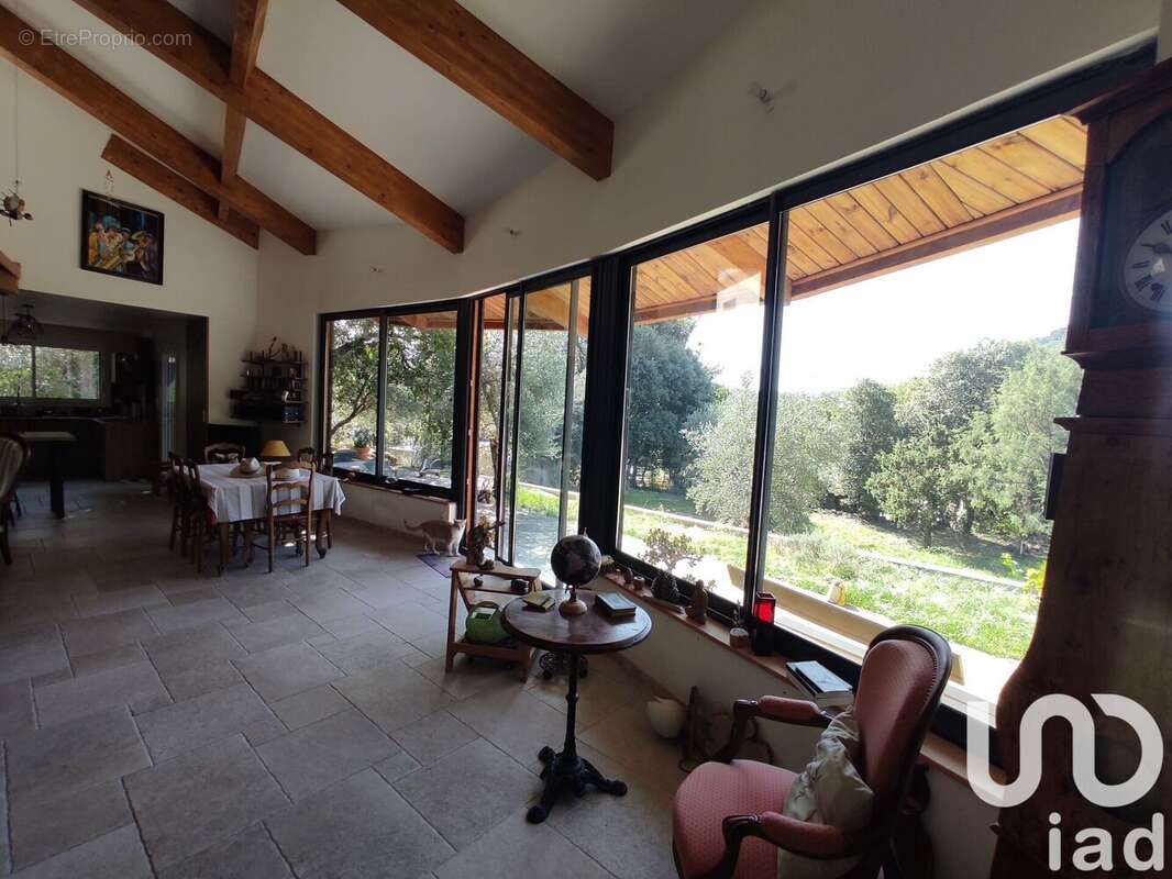 Photo 4 - Maison à SAINT-JEAN-DU-PIN