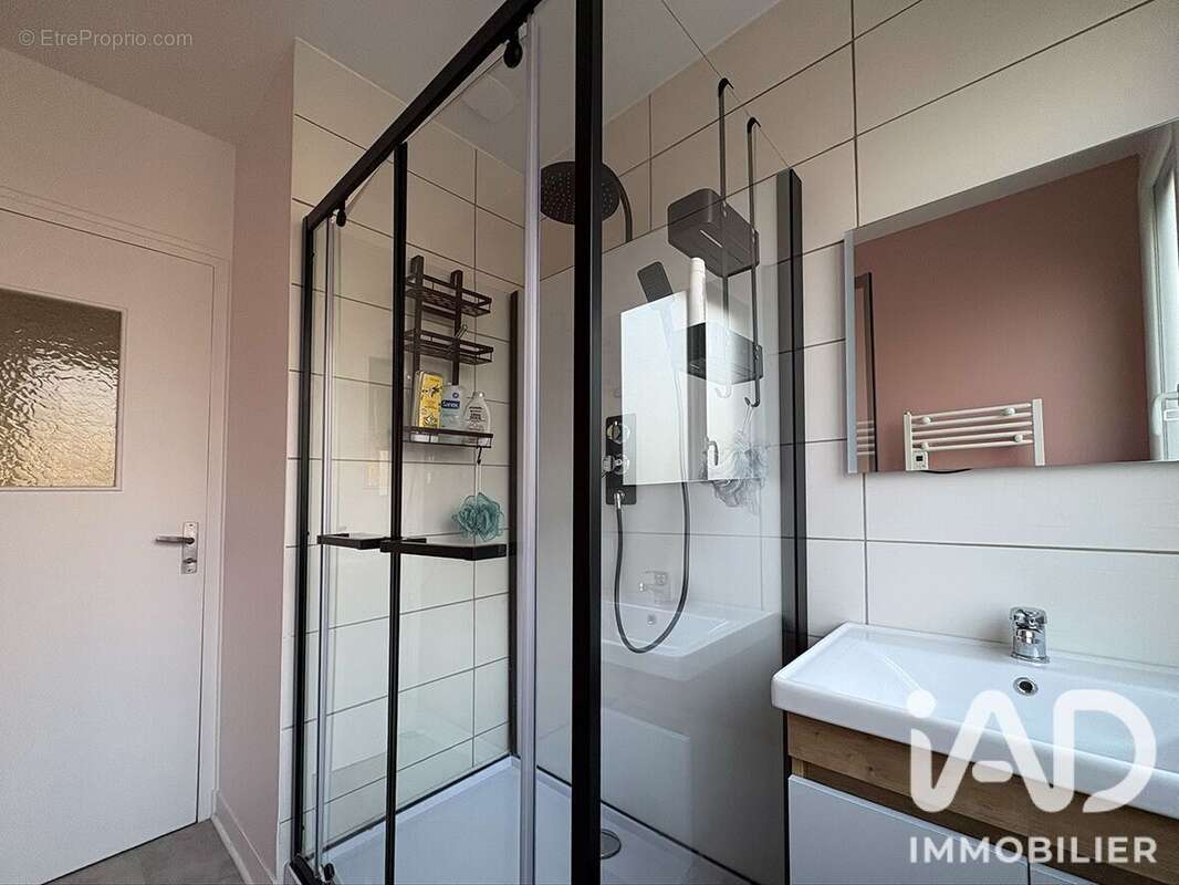 Maison 72 m² à Saint-Fargeau  - photo 5