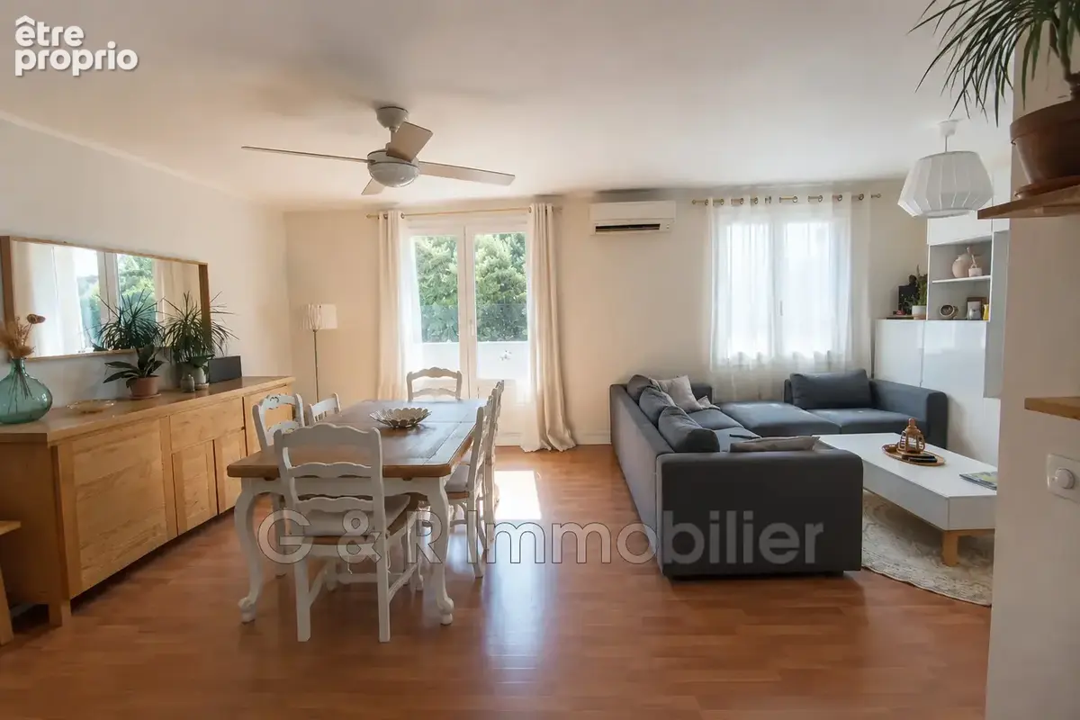 Appartement 3 pièces 72 m² à vendre à Aubagne (13400) - photo 2