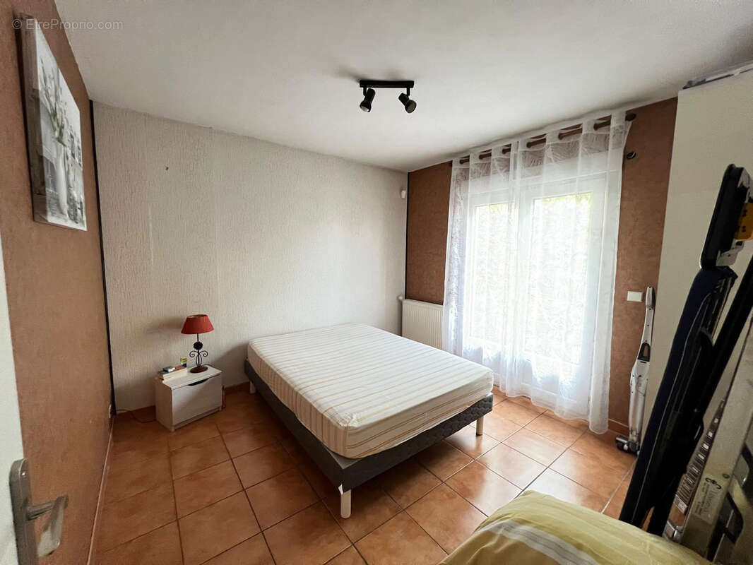 Maison à CLAYE-SOUILLY