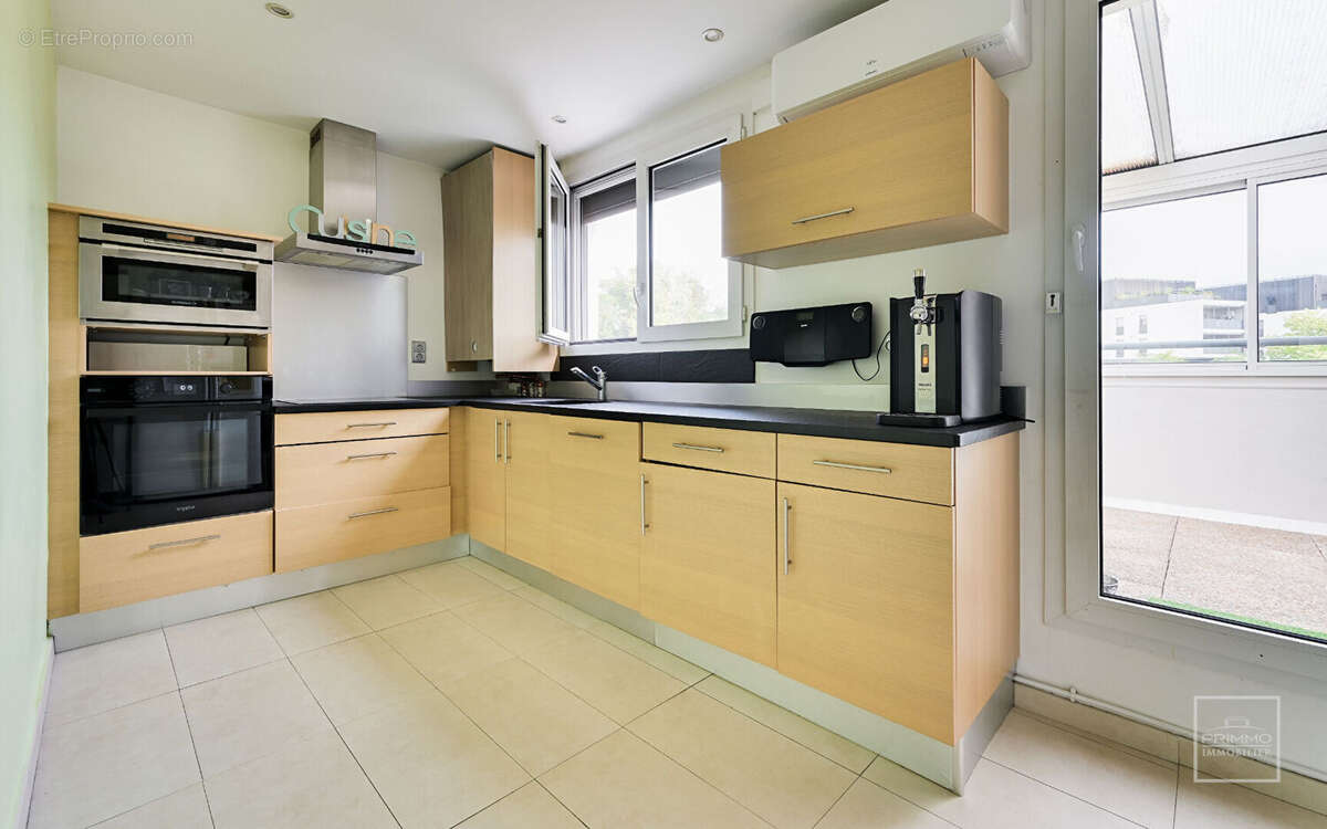 Appartement à LYON-9E