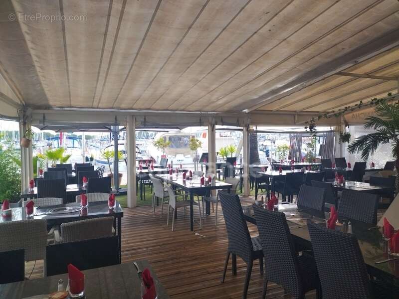 Commerce à LE GRAU-DU-ROI