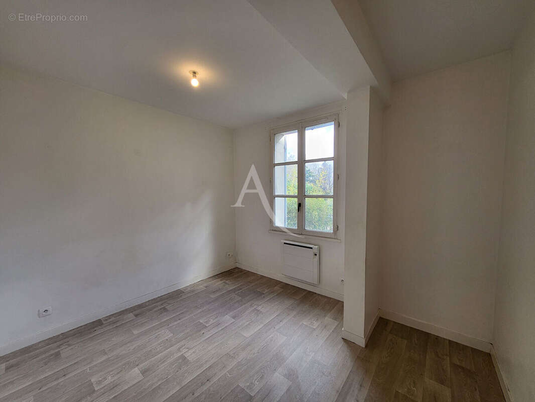 Appartement à GUIGNES
