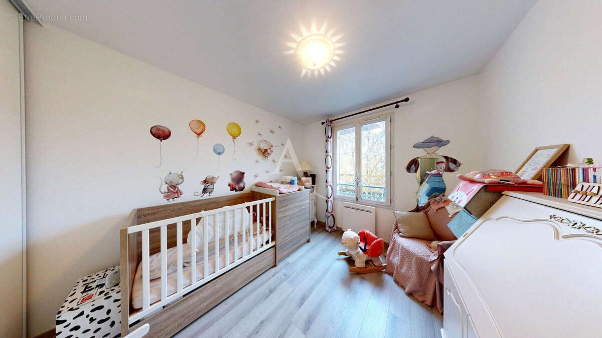 Appartement à VAUREAL