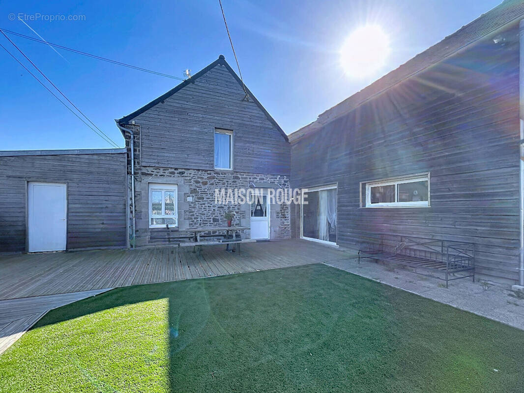 Maison à MINIAC-MORVAN