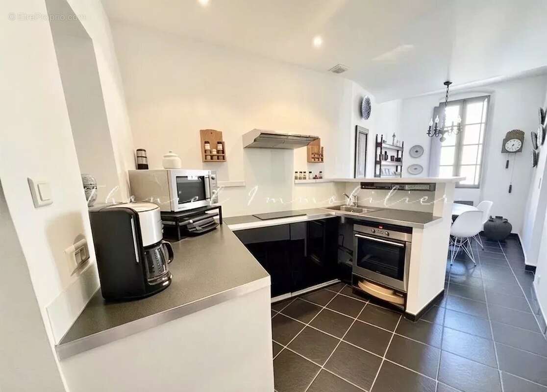 Appartement à GRIMAUD