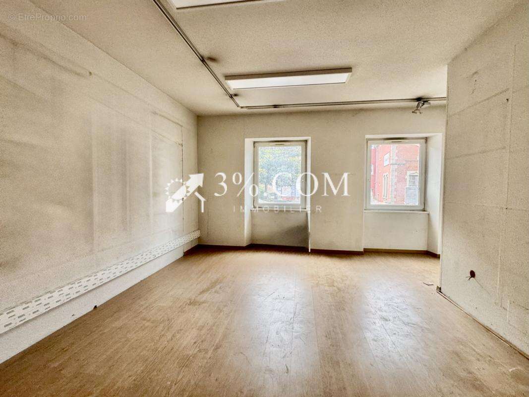 Commerce à HOCHFELDEN