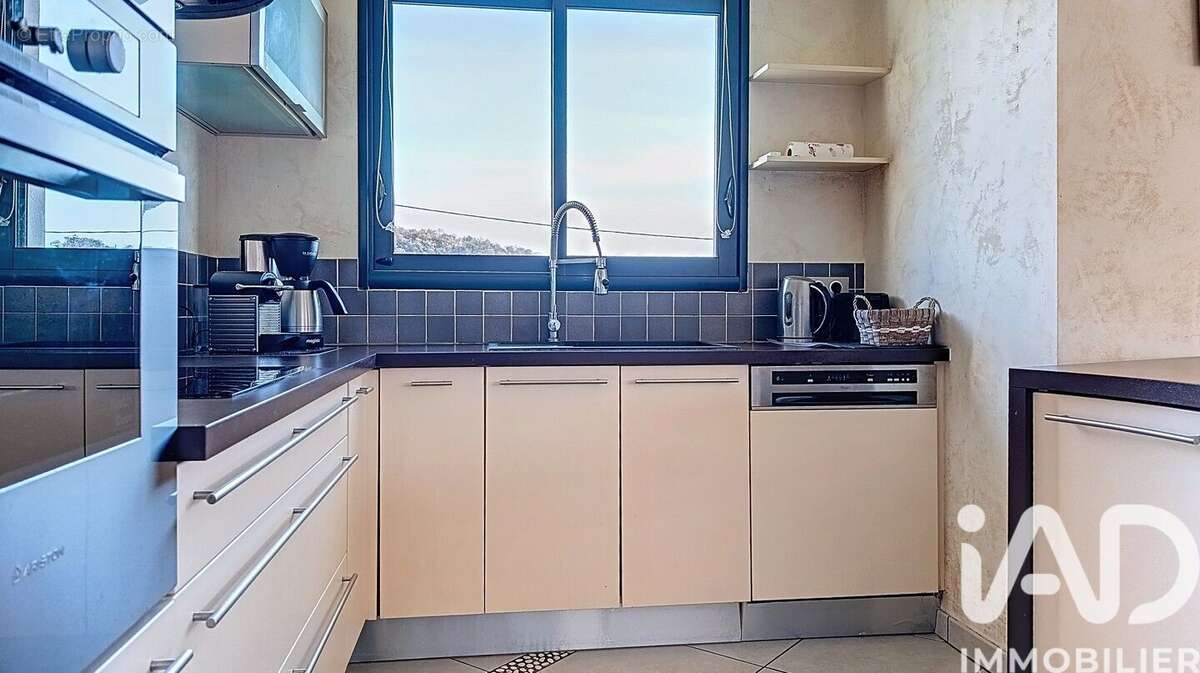 Maison 190 m² à Monein  - photo 4