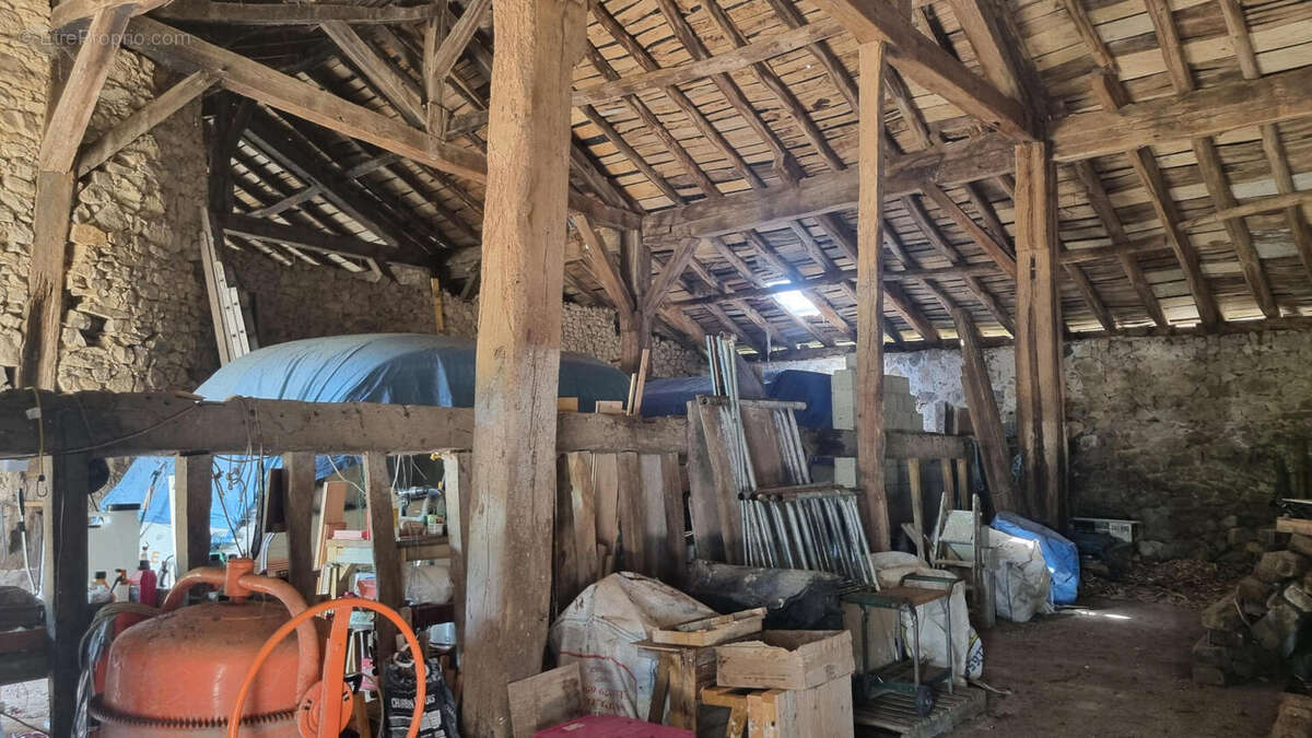 20250515_144819 - Maison à BUSSEROLLES