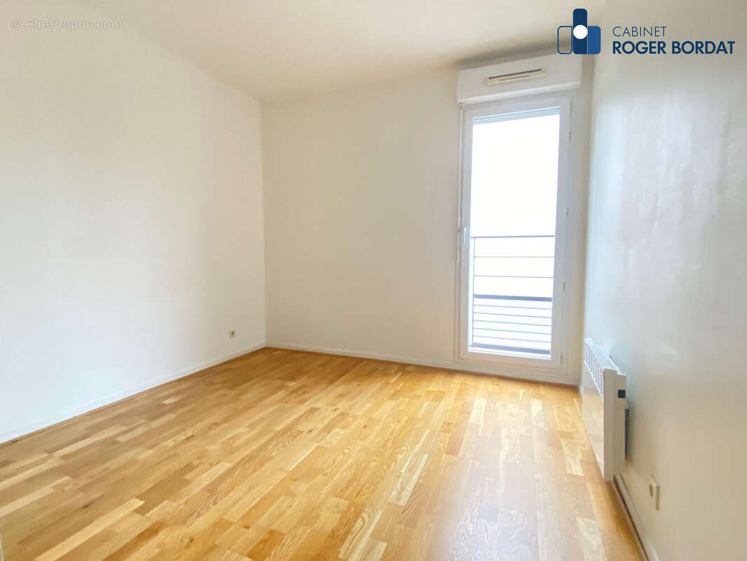 Appartement 59 m² à Saint-Ouen  - photo 7