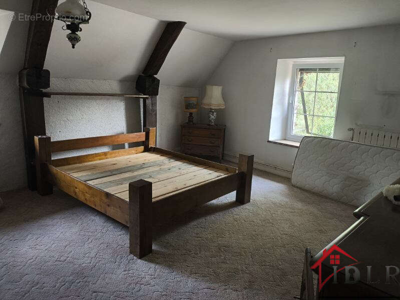 THIEFFRANS 70230 Maison de Village mitoyenne de 142 m2 sur 2 - photo 6