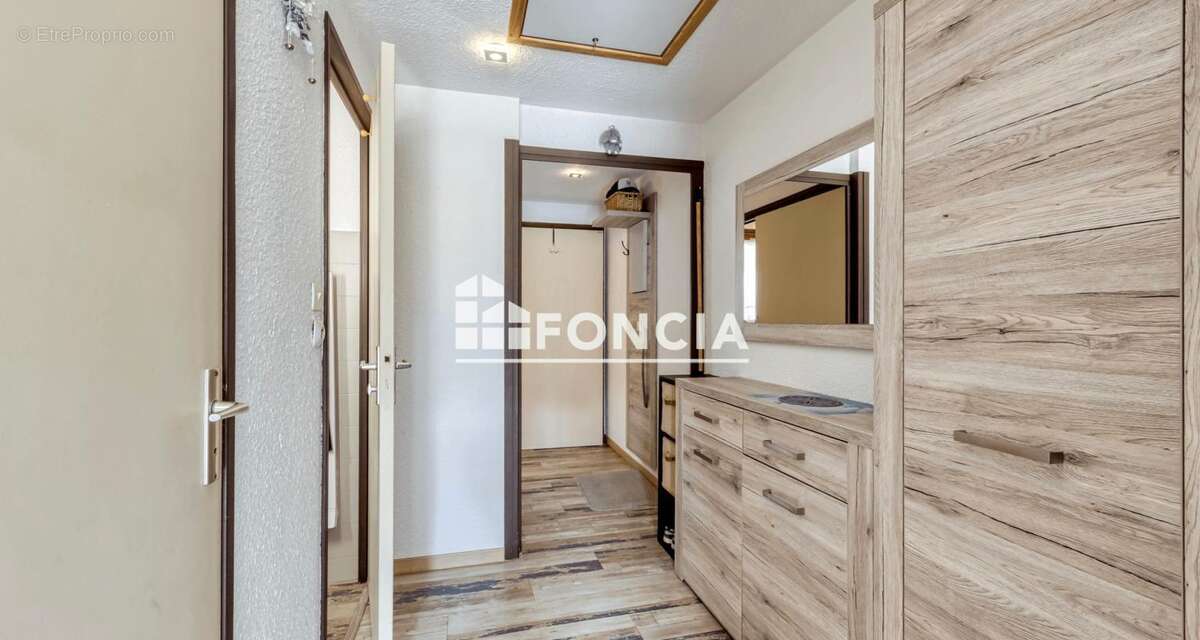 Appartement à DEMI-QUARTIER