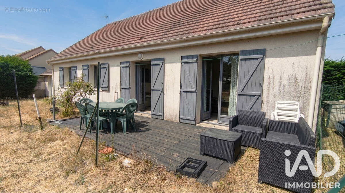 Maison 103 m² à Ouarville  - photo 2