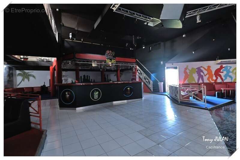 Commerce à GOURBEYRE