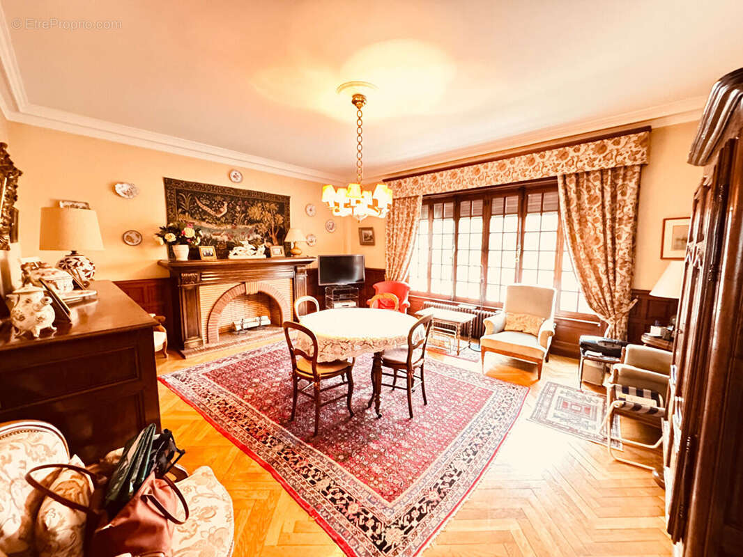 Maison à THIZY